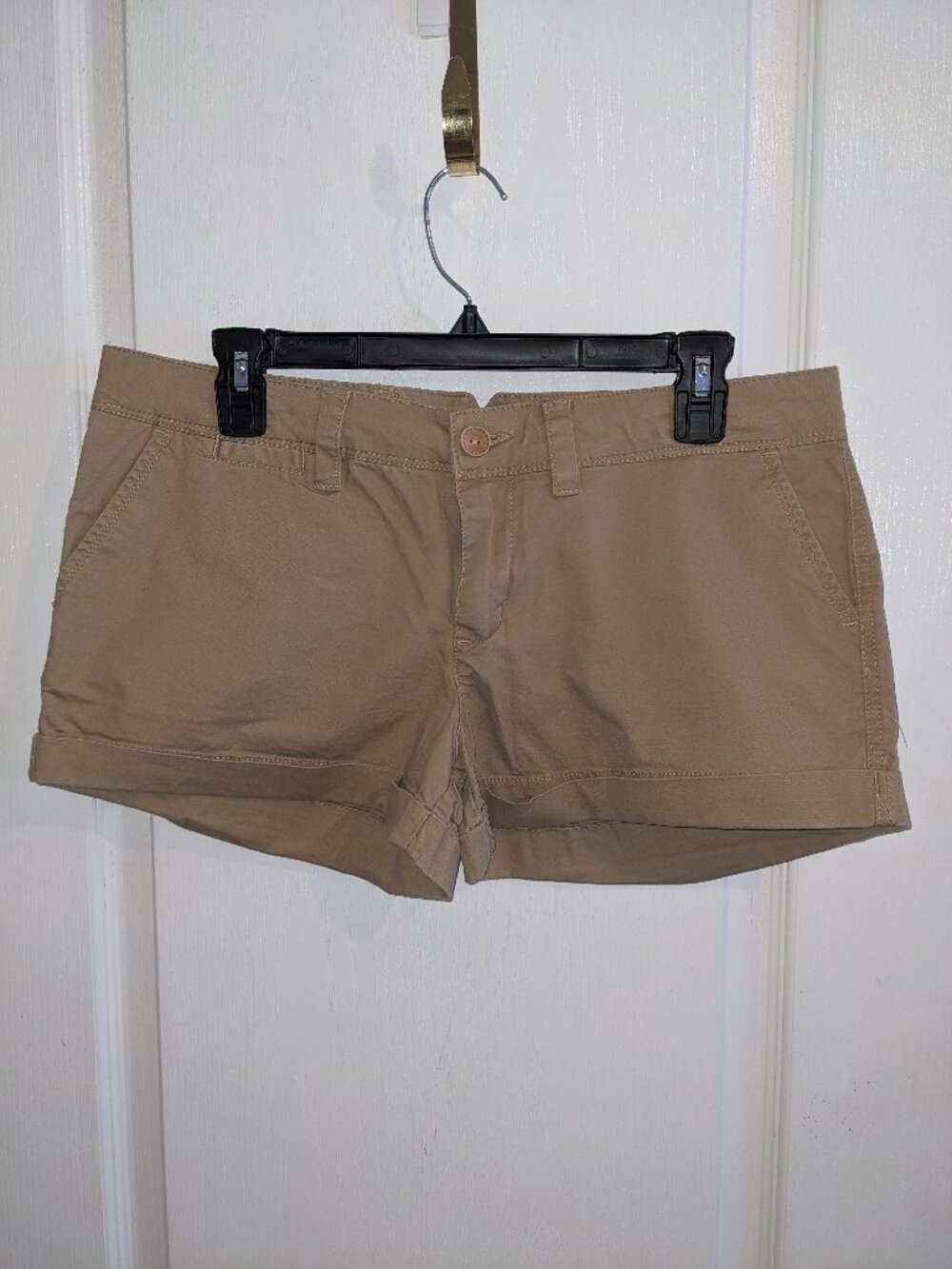 OP Khaki Cuffed Shorts Sz 11 (Juniors)
